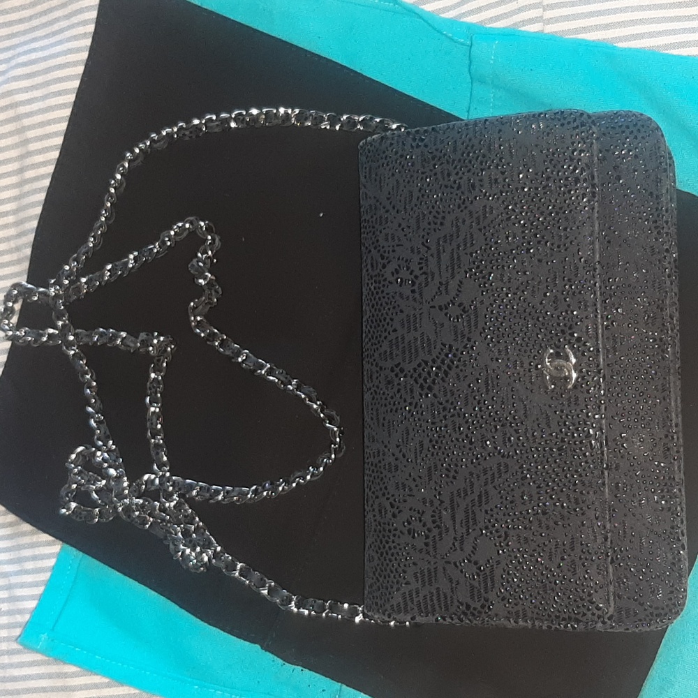 Chanel Wallet On Chain